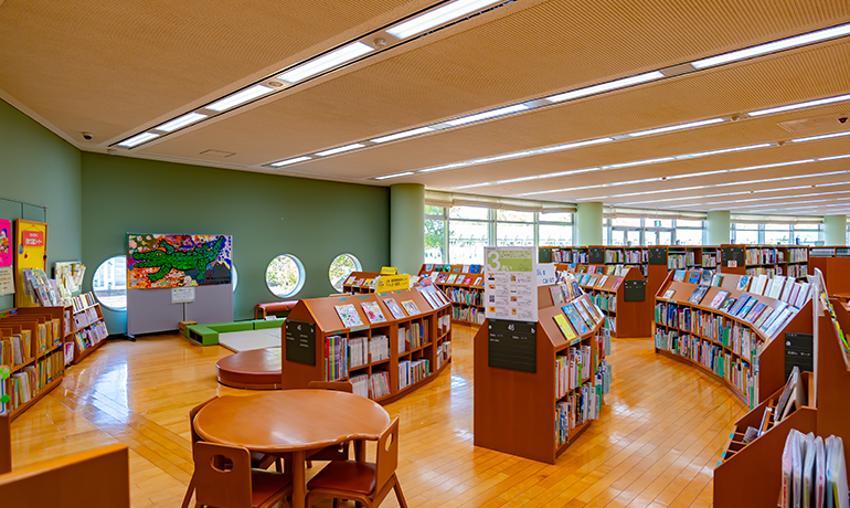 倉吉市立図書館