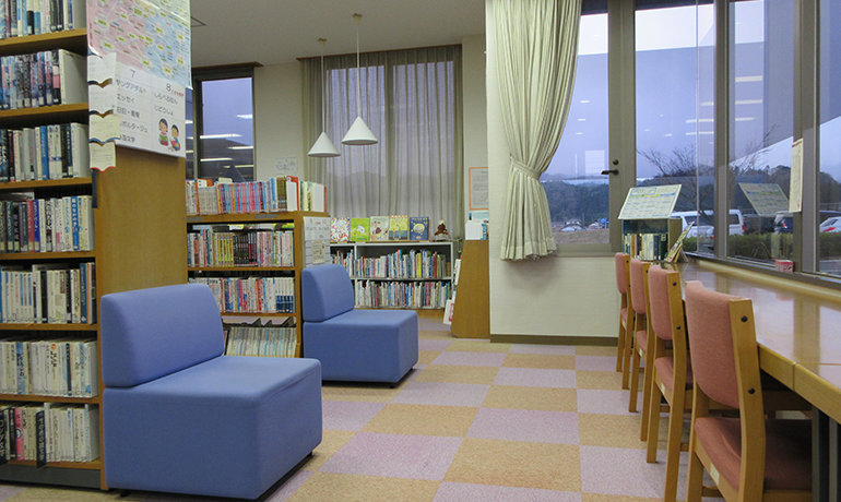 倉吉市立図書館